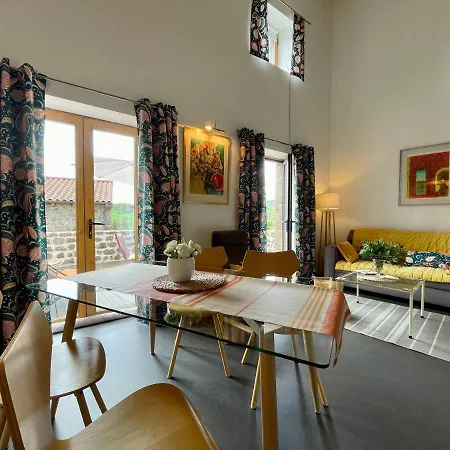 Maison De Charme A Polignac: Terrasse Ensoleillee, Randonnees, Proche Puy-en-velay - Fr-1-582-58