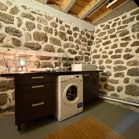 Maison De Charme A Polignac: Terrasse Ensoleillee, Randonnees, Proche Puy-en-velay - Fr-1-582-58 *