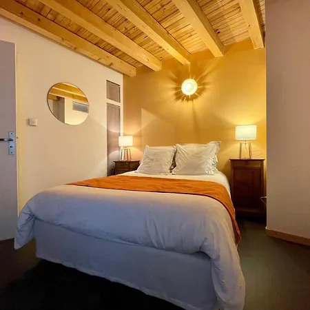 Maison De Charme A Polignac: Terrasse Ensoleillee, Randonnees, Proche Puy-en-velay - Fr-1-582-58 Holiday home *